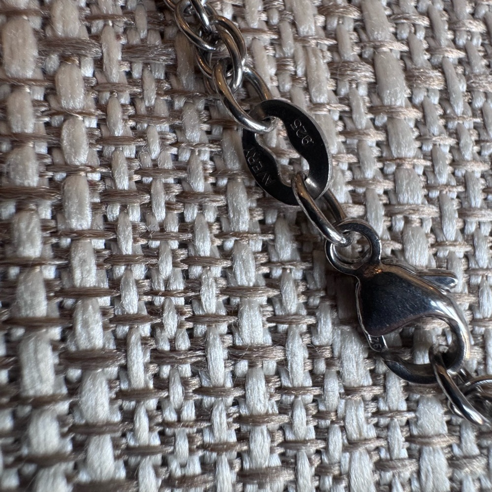 Silver used James Avery  Cross Pendant Necklace - Picture 3 of 7